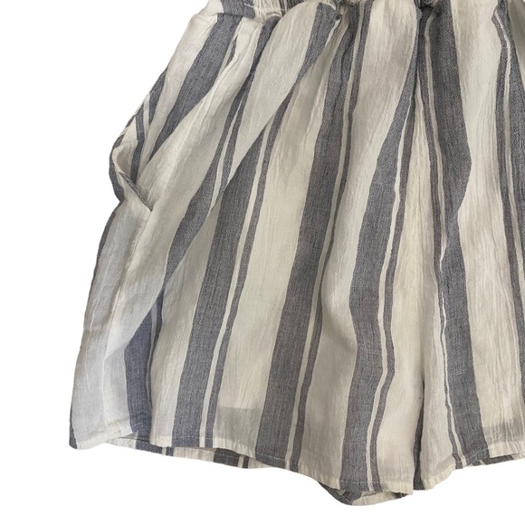 Sky and Sparrow blue and white striped romper Size XS - Picture 6 of 6